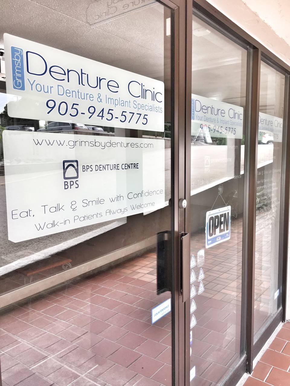 Grimsby Denture Clinic - 76 Main Street West, Grimsby, Ontario